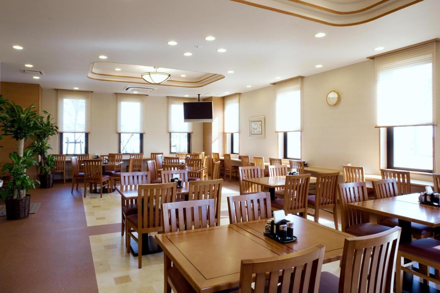 Hotel Route-Inn Mikawa Inter Hakusan Экстерьер фото